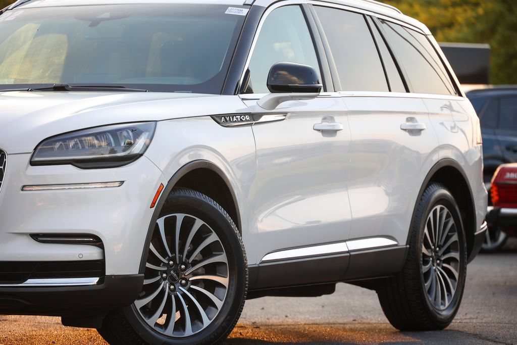 Certified 2022 Lincoln Aviator AWD w/ Premium Package image 14