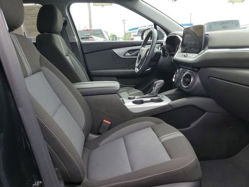 Certified 2025 Chevrolet Blazer LT AWD/4WD image 26