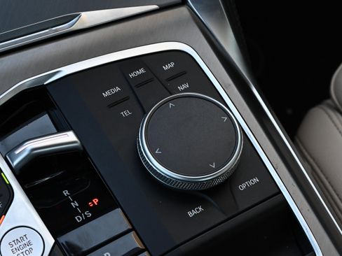 Certified 2025 BMW M440i Convertible image 21