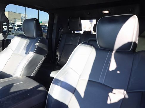 Used 2018 RAM 3500 Laramie Longhorn image 16