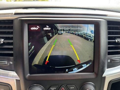 Used 2017 RAM 2500 Big Horn AWD/4WD image 30