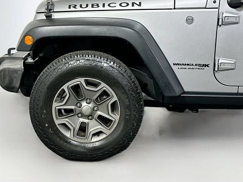 Used 2018 Jeep Wrangler Unlimited Rubicon w/ Cold Weather Group AWD/4WD image 36