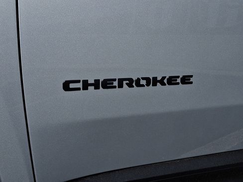 New 2026 Jeep Cherokee Limited AWD/4WD image 17