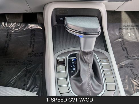 Used 2025 Hyundai Kona SEL image 17