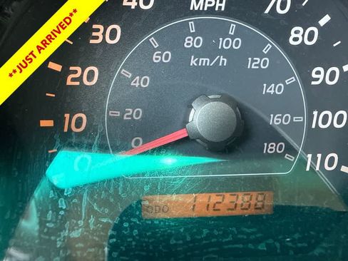 Used 2006 Toyota 4Runner SR5 RWD image 4