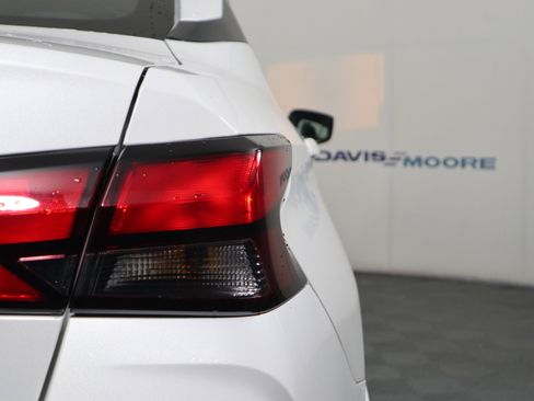 Used 2025 Nissan Versa SV w/ Trunk Package image 6