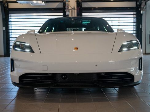New 2025 Porsche Taycan image 8