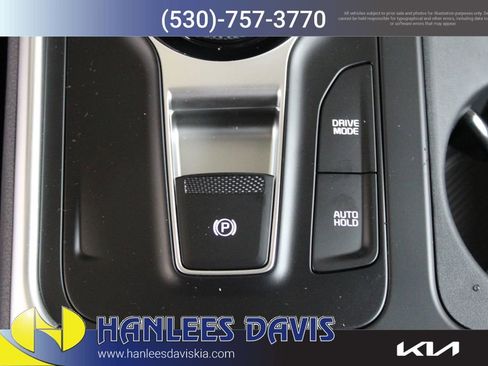 New 2026 Kia Carnival LXS image 21