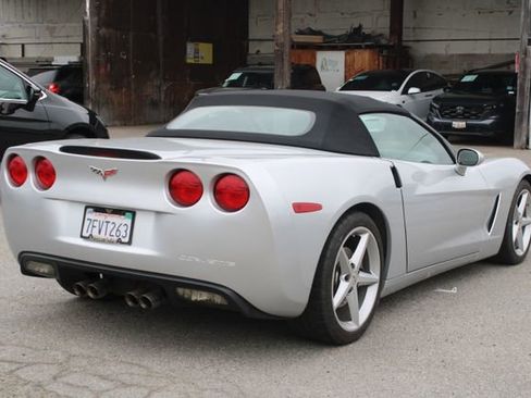 Used 2013 Chevrolet Corvette Convertible RWD image 5