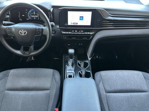 Certified 2025 Toyota Camry LE FWD image 13