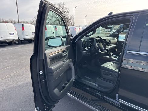 New 2026 Chevrolet Silverado 1500 High Country image 9