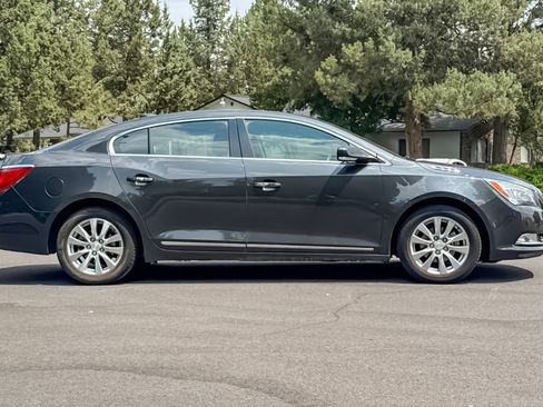 Used 2015 Buick LaCrosse Leather FWD image 3