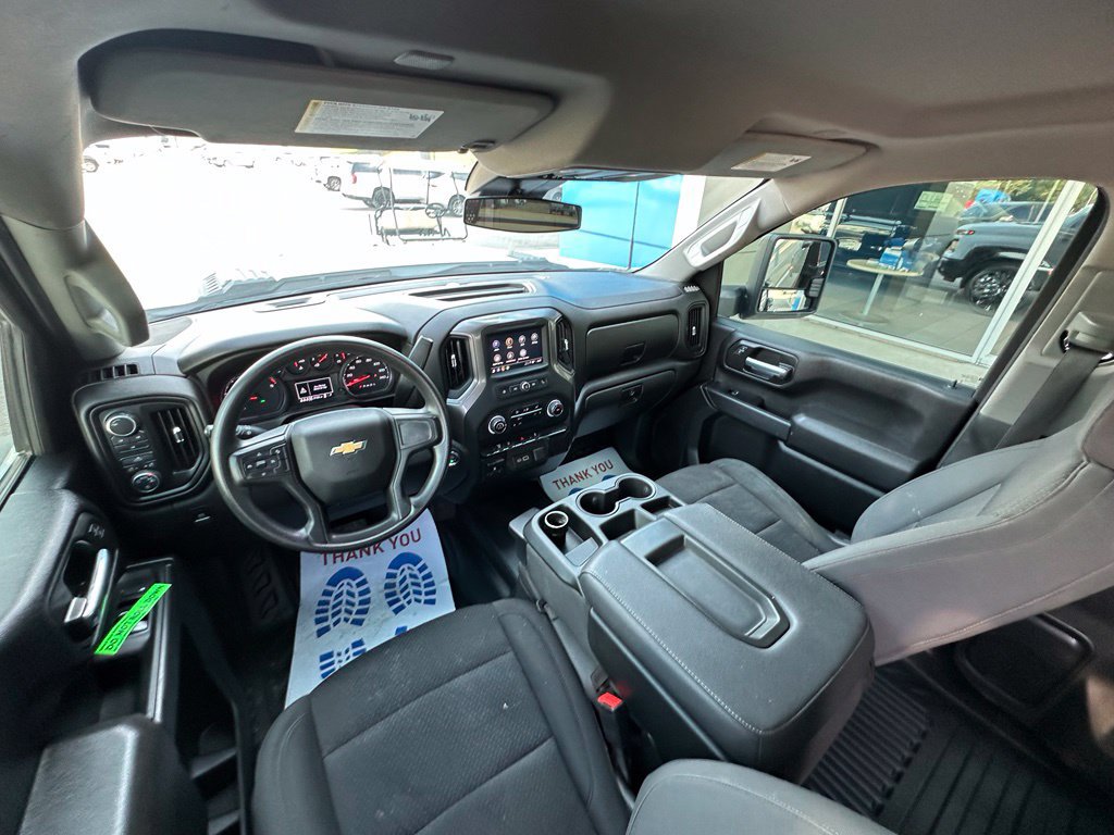 Used 2025 Chevrolet Silverado 3500 W/T AWD/4WD image 14