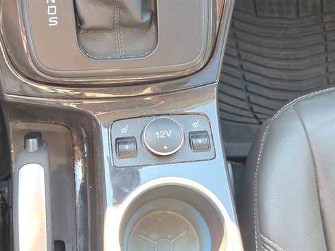 Used 2016 Ford Escape Titanium image 32