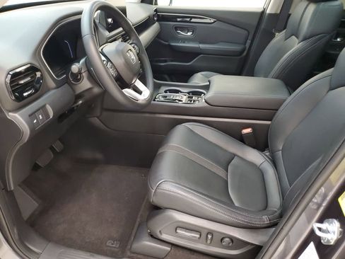 Certified 2023 Honda Pilot Touring image 20