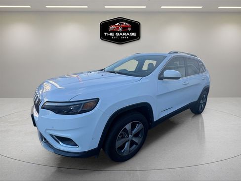 Used 2021 Jeep Cherokee Limited w/ Elite Package image 2