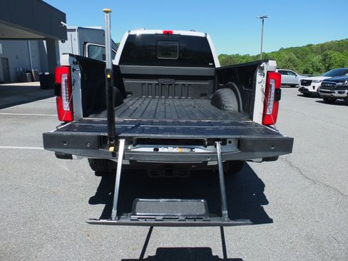 Used 2024 Ford F250 Limited w/ FX4 Off-Road Package AWD/4WD image 10