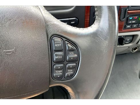 Used 2005 Ford F350 XLT AWD/4WD image 21