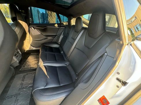 Used 2018 Tesla Model S 75D AWD/4WD image 13