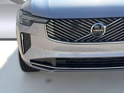 New 2026 Volvo XC90 B6 Plus w/ Protection Package AWD/4WD image 29