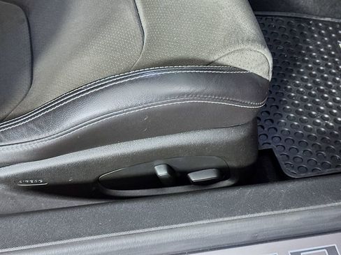 Used 2018 Chevrolet Camaro SS RWD image 23
