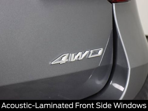 Used 2023 Ford Explorer XLT w/ Equipment Group 202A image 31