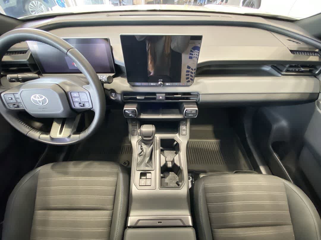 Certified 2026 Toyota RAV4 SE w/ Convenience Package AWD/4WD image 23