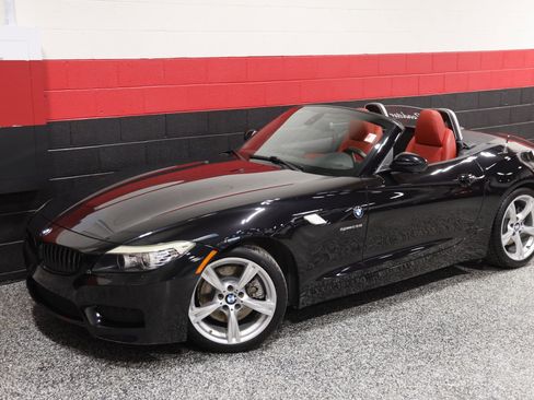 Used 2012 BMW Z4 sDrive28i w/ M Sport Pkg image 19