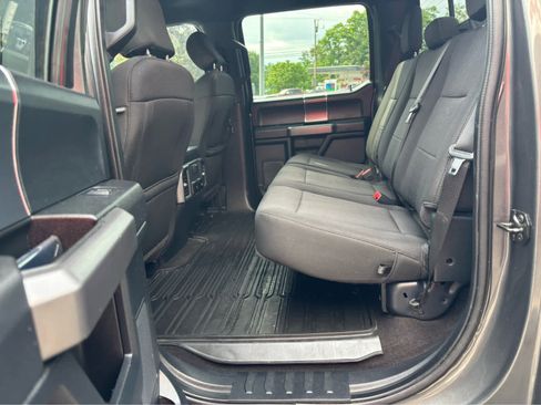 Used 2020 Ford F150 XLT w/ Equipment Group 302A Luxury AWD/4WD image 16