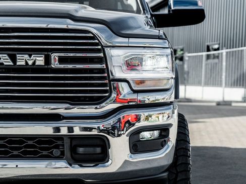 Used 2019 RAM 2500 Laramie AWD/4WD image 8