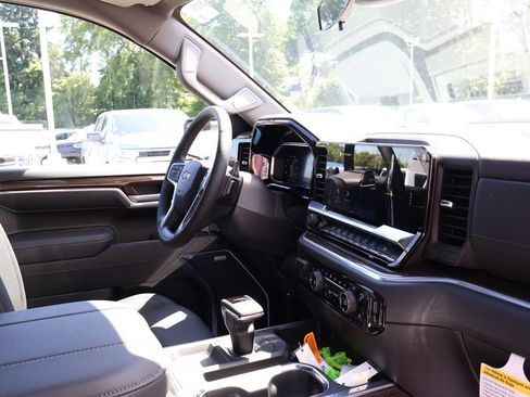 New 2026 Chevrolet Silverado 1500 LT Trail Boss w/ LT Trail Boss Premium Package AWD/4WD image 44