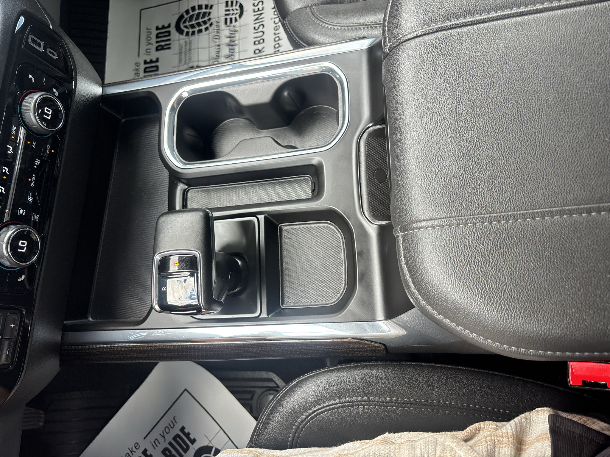 Used 2024 Chevrolet Silverado 1500 RST AWD/4WD image 17