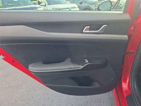 Used 2025 Kia K5 LXS image 25