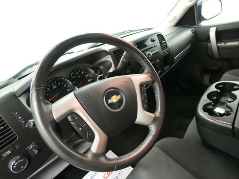 Used 2010 Chevrolet Silverado 1500 LT w/ Power Pack Plus AWD/4WD image 14