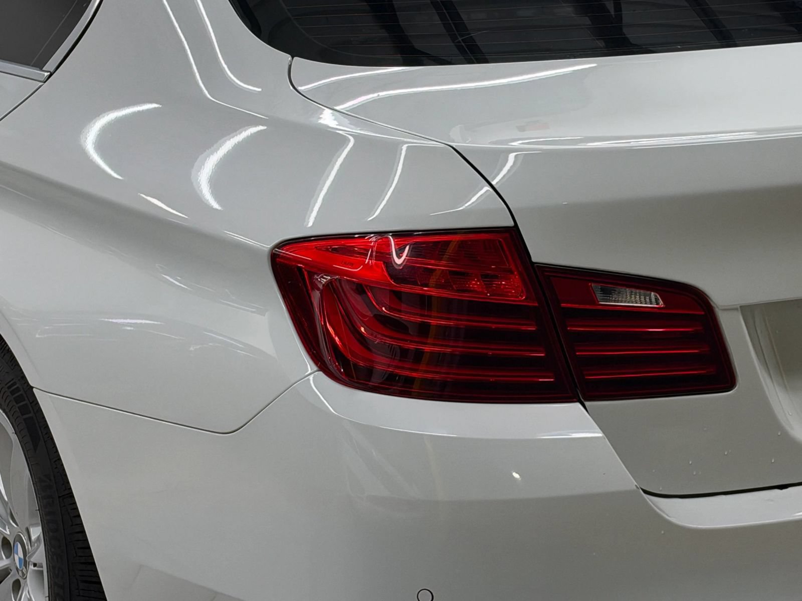Used 2015 BMW 528i Sedan RWD image 12