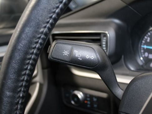 Used 2022 Ford Explorer XLT w/ Equipment Group 202A image 42