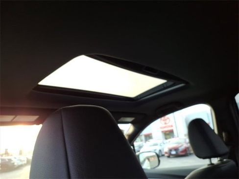 Used 2021 Honda Ridgeline Black Edition image 11