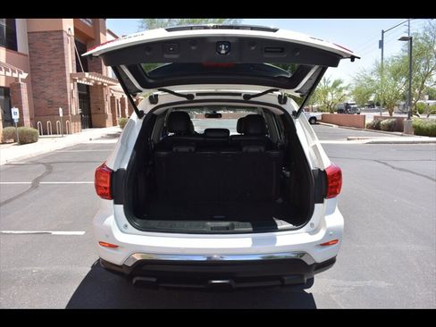 Used 2017 Nissan Pathfinder SL FWD image 27