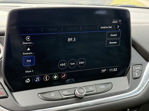 Used 2025 Chevrolet Blazer LT image 23