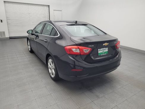 Used 2017 Chevrolet Cruze Premier FWD image 5