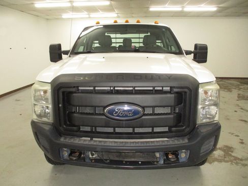 Used 2012 Ford F350 XL w/ Skid Plate Pkg AWD/4WD image 2