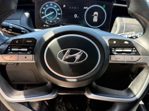 Used 2022 Hyundai Tucson SEL w/ Convenience + Premium Package AWD/4WD image 10