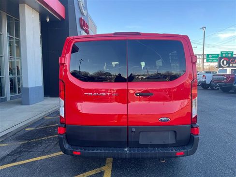 Used 2020 Ford Transit 150 XL image 5
