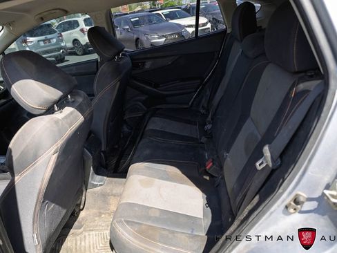 Used 2018 Subaru Crosstrek 2.0i Premium AWD/4WD image 15