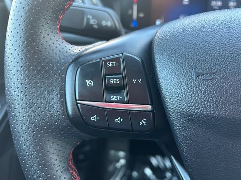 Used 2025 Ford Escape ST-Line Select AWD/4WD image 20
