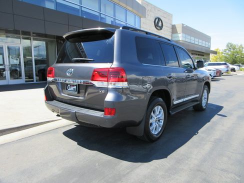 Used 2021 Toyota Land Cruiser AWD/4WD image 9