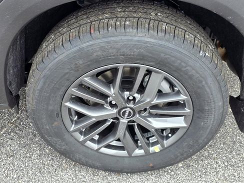 New 2026 Nissan Rogue S image 32