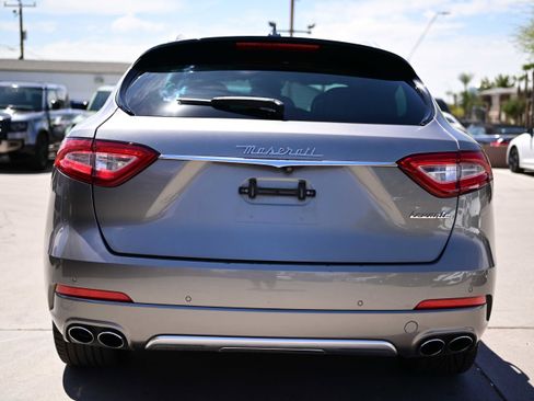 Used 2017 Maserati Levante S image 6