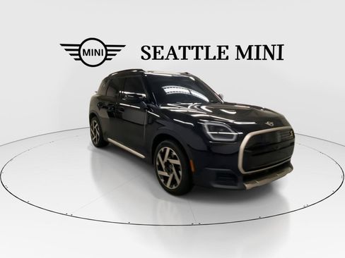 Used 2025 MINI Cooper Countryman SE w/ Comfort Package Max AWD/4WD image 13