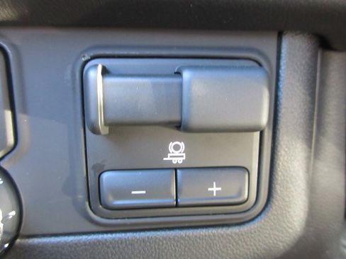 New 2026 GMC Yukon XL Elevation image 20